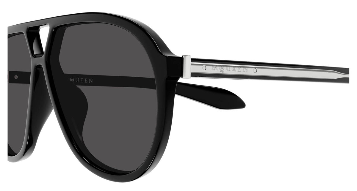 Alexander McQueen AM0586S 001