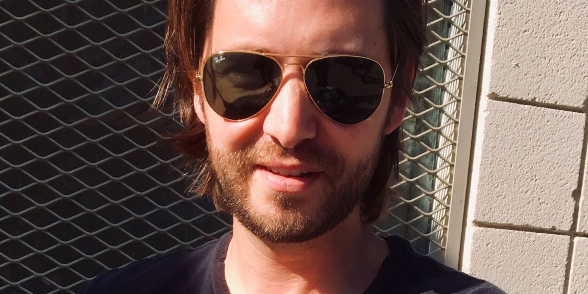 Actor Aaron Stanford was seen wearing gold Ray-Ban Aviator RB 3025 181 sunglasses