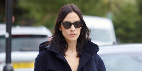 Alexa Chung was seen wearing black Saint Laurent Sun SL 462 Sulpice 001 sunglasses in London, August 2025. Shop online now on Pretavoir