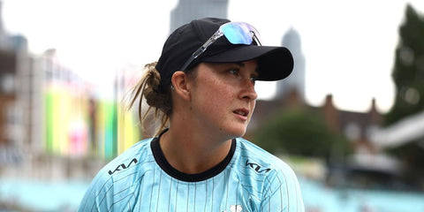Cricketer Alice Capsey was seen wearing transparent Oakley Corridor Sq OO9415 05 Prizm sunglasses ahead of the Vitality Blast Women's Final match between Surrey and The Bears in London, July 2025. Shop online now on Pretavoir