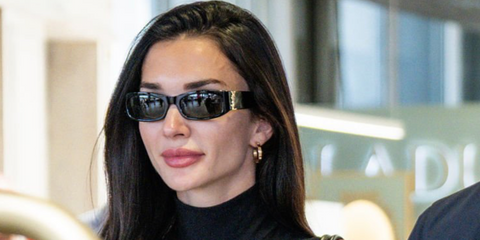 Amy Jackson was seen wearing black Saint Laurent Sun SL M152 001 sunglasses at Nice airport, ahead of the Cannes Film Festival 2026.
