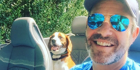 Andy Cohen was seen wearing gold Ray-Ban Aviator 3025 112/17 Blue Flash Mirror sunglasses