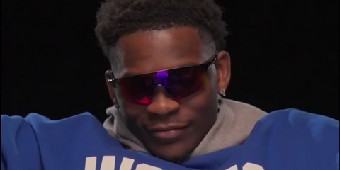 Basketball player Anthony Edwards was seen wearing black Oakley EVZero Blades OO9454 02 Prizm sunglasses in his "Year Five" Episode 1 video on YouTube. Shop online now on Pretavoir