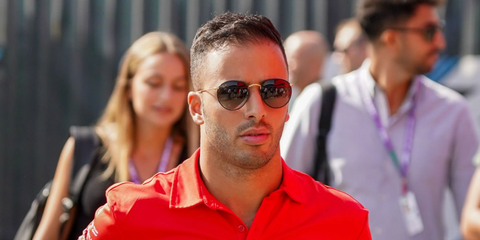 Italian racing driver Antonio Fuoco was seen wearing black and gold Ray-Ban Round Full Color RB 3447JM 9196/71 sunglasses at the F1 Grand Prix of Italy Monza 2023. Shop online now on Pretavoir