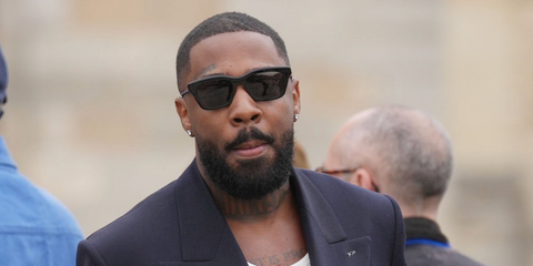 Brent Faiyaz was seen wearing black Loewe Slim LW40177I 01A sunglasses at the Loewe Fall/Winter 2026 fashion show during Paris Fashion Week.