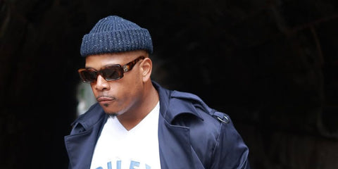 Actor Brian Jordan Jr. was seen wearing tortoiseshell Loewe Anagram LW40101I 52E sunglasses in his Instagram post, September 2025. Shop online now on Pretavoir