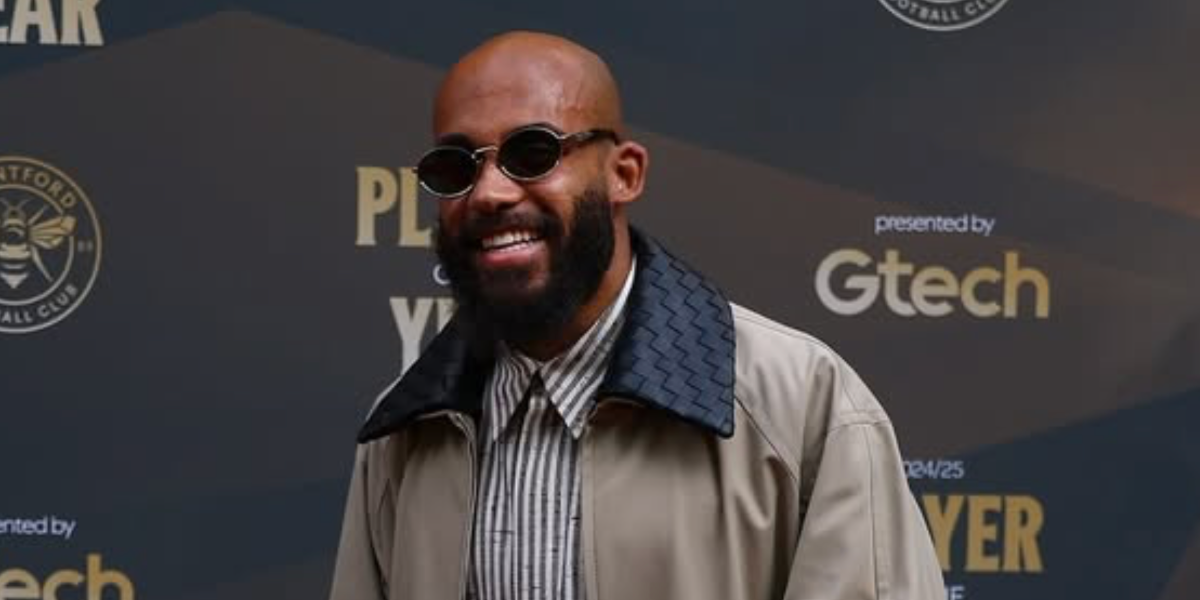 French-Cameroonian footballer Bryan Mbeumo was seen wearing gold Prada PR 65ZS ZVN09T oval sunglasses at the Brentford F.C. Player of The Year Award 2024/2025 in May 2025.