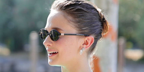 Actress Cailee Spaeny was seen wearing black Miu Miu MU 04ZS 1AB5S0 oval sunglasses at the Venice Film Festival 2024. Shop online now on Pretavoir