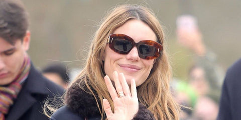 Camille Rowe was seen wearing tortoiseshell Loewe Chunky Anagram LW40114I 53A sunglasses to attend the Loewe Fall/Winter 2024 fashion show during Paris Fashion Week