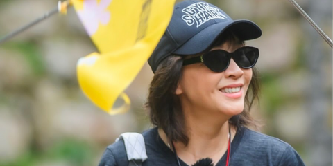 Hong Kong actress Carina Lau was seen wearing black Saint Laurent SL M148/F 001 Asian Fit sunglasses in her Instagram post, October 2025. Shop online now on Pretavoir