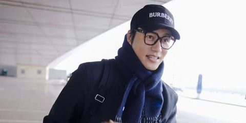 Chinese actor Chen Kun was seen wearing tortoiseshell Burberry BE2443 3002 square optical glasses ahead of Burberry Fall/Winter 2026 fashion show during London Fashion Week.