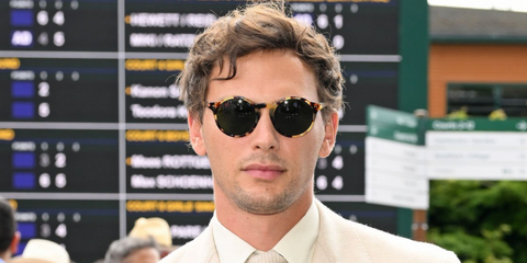 Cooper Koch was seen wearing yellow tortoiseshell Polo Ralph Lauren PH4204U 5004/71 round sunglasses with green lenses at the Wimbledon Tennis Championships 2025. Shop online now on Pretavoir