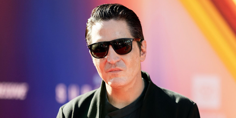 Actor David Dastmalchian was seen wearing black Ray-Ban 4147 601/58 Polarised sunglasses at the Los Angeles premiere of Superman. Shop online now on Pretavoir