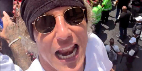 Brazilian footballer David Luiz was seen wearing Ray-Ban RB 3548N 001 Hexagonal Gold With Flat Lenses sunglasses in his Instagram reel, November 2022.