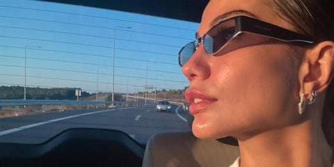 Turkish actress Demet Ozdemir was seen wearing silver Saint Laurent SL 738 001 sunglasses in her Instagram post, August 2025. Shop online now on Pretavoir