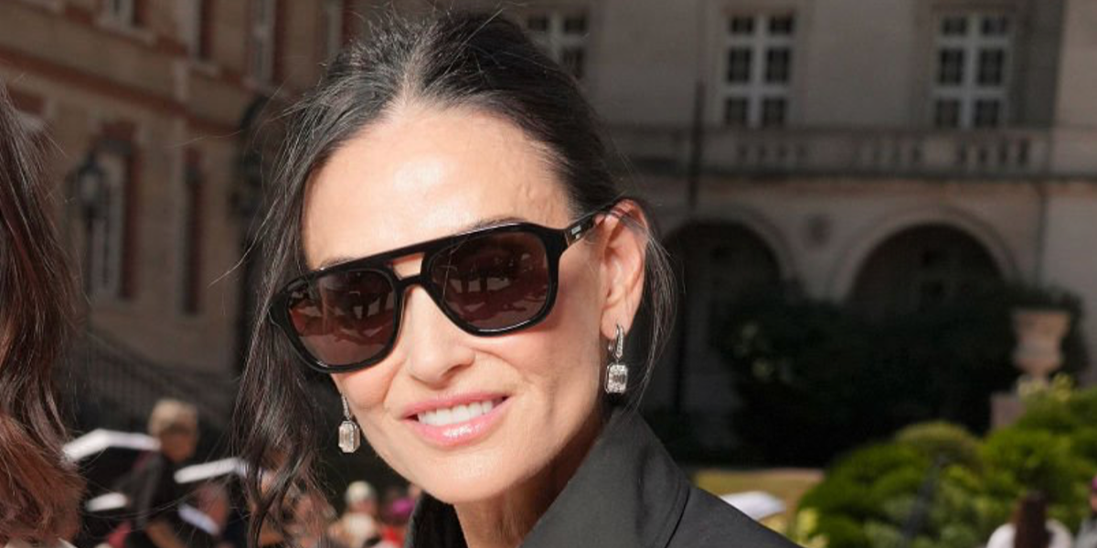 Demi Moore was seen wearing black Balenciaga BB0525S 001 Daily Pilot aviator sunglasses at the Balenciaga Haute Couture Fall/Winter 2026 fashion show.
