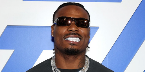 American football player Derwin James Jr. of the Los Angeles Chargers was seen wearing brown Oakley Permian OO9520 03 sunglasses with Prizm rose gold lenses at the Super Bowl LX in San Francisco, February 2026.