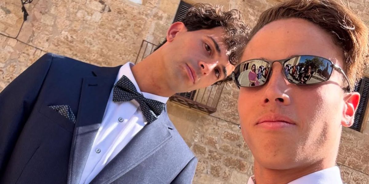 Brazilian motorcycle racer Diogo Moreira was seen wearing carbon Oakley Whisker OO4141 01 Prizm sunglasses in his Instagram post, August 2025.