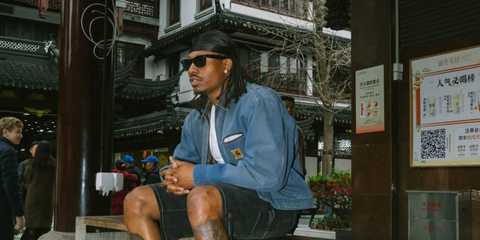 Duke Dennis was seen wearing black Ray-Ban Meta Wayfarer RW4006 601S/T3 Polarised Smart Glasses in his Instagram post