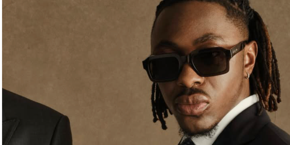 Footballer Eberechi Eze wore black Hugo Boss 1984/S 807/I8 sunglasses in his Instagram post, October 2026.