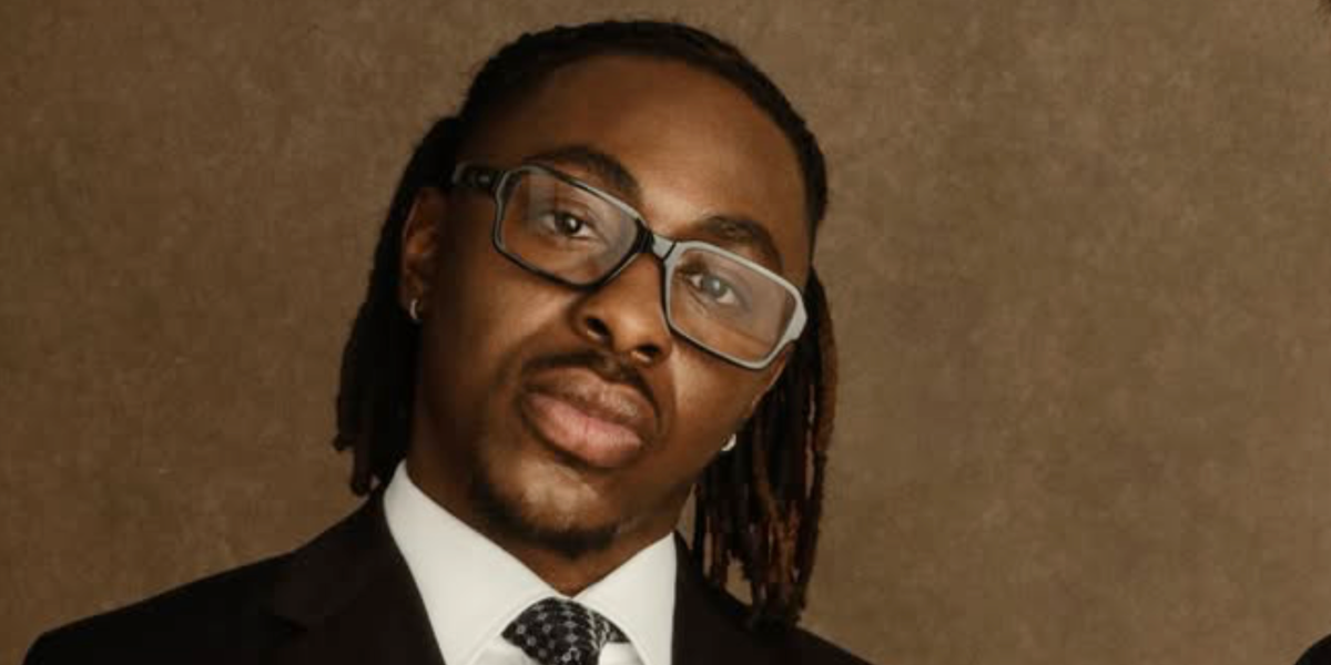 Footballer Eberechi Eze wore black Hugo Boss 1986 807 optical glasses in his Instagram post, October 2026.