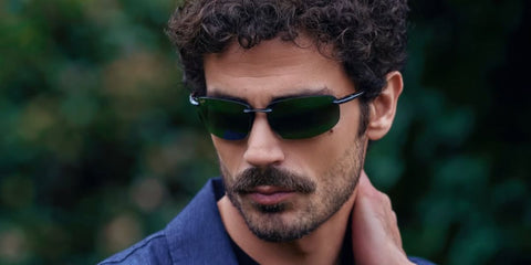 Turkish actor Erdem Kaynarca was seen wearing black Maui Jim Ho'okipa Xlarge 456-02 sunglasses in his Instagram post, February 2026.