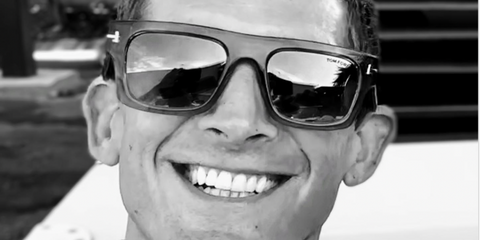 Actor Eric Szmanda was seen wearing black Tom Ford Fausto TF711 01A sunglasses in his Instagram post