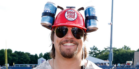 American country musician Gavin Adcock was seen wearing gold Ray-Ban Old Aviator RB 3825 001/31 sunglasses at Rock 'N Jock Celebrity Softball game in Nashville, Tennessee, June 2026.