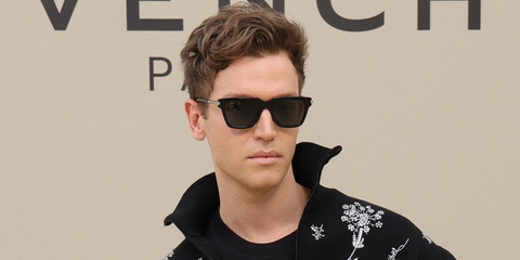 Actor George Tabor-King was seen wearing black Alexander McQueen AM0519S 001 sunglasses at the Givenchy Fall/Winter 2026 fashion show during Paris Fashion Week.