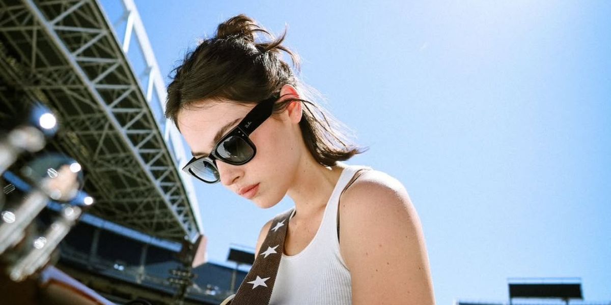 Gracie Abrams was seen wearing black Ray-Ban Mega Wayfarer RB 0840S 901/31 sunglasses, as photographed by Abby Waisler