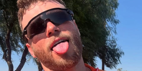 Actor and skier Gus Kenworthy was seen wearing black Oakley Radar EV Path OO9208 52 Prizm sunglasses. Shop online now on Pretavoir