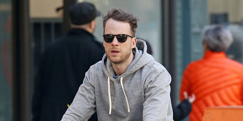 Australian comedian Hamish Blake was seen wearing black Oliver Peoples Finley Esq. Sun U OV5298SU 1492/P2 Polarised sunglasses in New York City.
