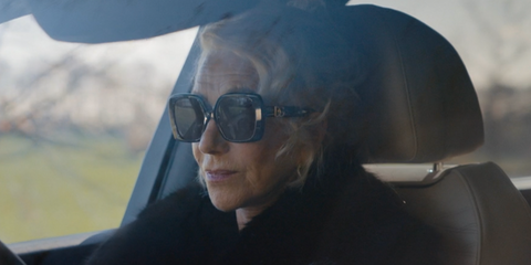 Helen Mirren was seen wearing black Dolce&Gabbana DG4475 501/87 DG Allure oversized sunglasses in HBO's MobLand season 2 as Maeve Harrigan.
