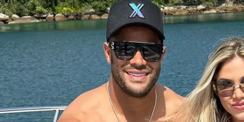 Brazilian footballer Hulk was seen wearing Philipp Plein Pure Pleasure London SPP011X 0700 sunglasses.