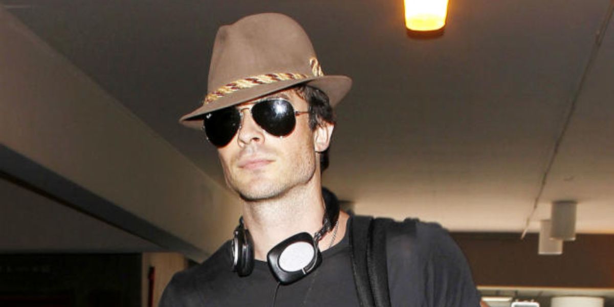Ian Somerhalder was seen wearing gunmetal Ray-Ban Aviator RB 3025 W0879 sunglasses with Green lenses