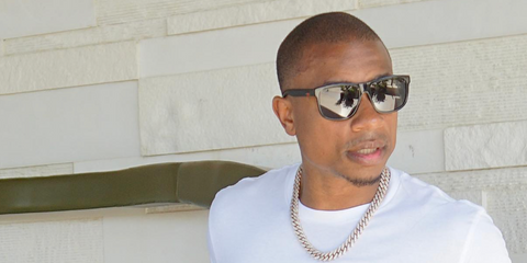 Isiah Thomas was seen wearing black acetate and rubber Gucci GG0010S 001 sunglasses in his Instagram post