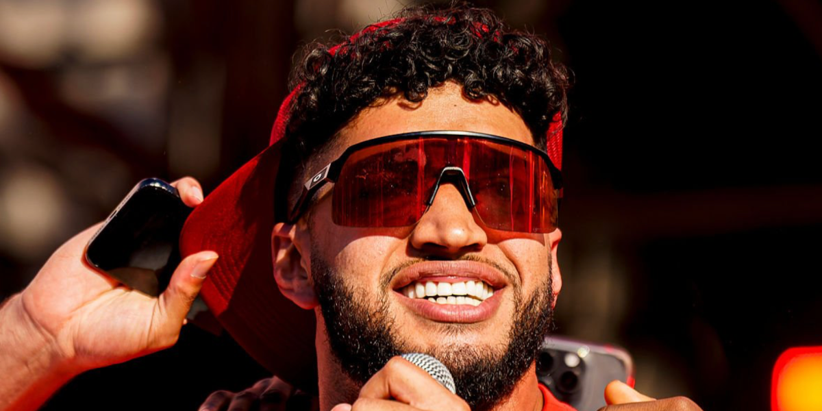 Moroccan footballer Ismael Saibari of PSV Eindhoven was seen wearing Oakley Sutro Lite OO9463 01 Prizm sunglasses in May 2025.