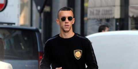 Croatian footballer Ivan Perisic was seen wearing Ray-Ban Round Metal RB 3447N 001 sunglasses. Shop online now on Pretavoir