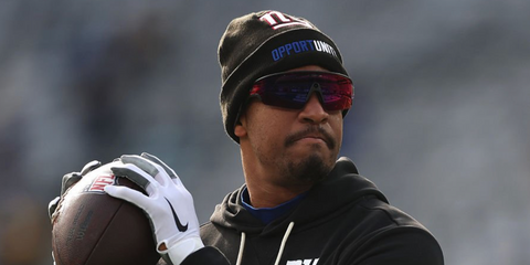 New York Giants quarterback Jameis Winston was seen wearing black Oakley Meta Vanguard OW8001 01 Smart Glasses with Prizm road lenses