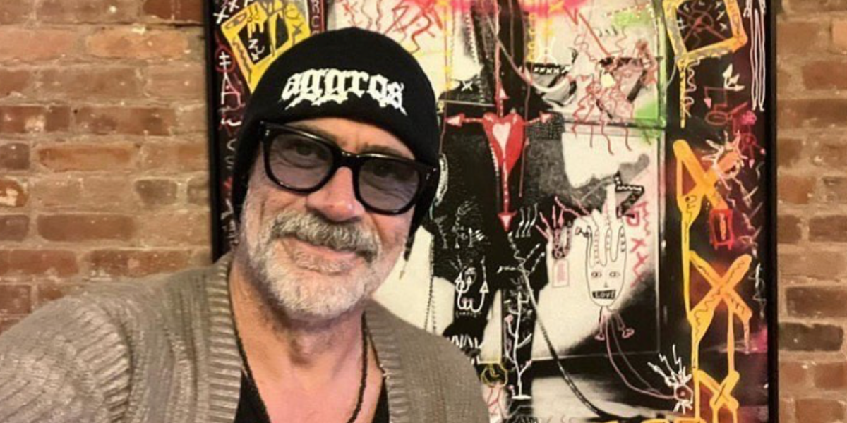 Jeffrey Dean Morgan was seen wearing black Oliver Peoples Shiller OV5433U 1005 optical glasses in a social media post