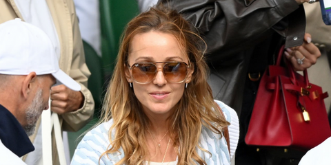 Jelena, wife of Novak Djokovic, was seen wearing transparent brown and tortoiseshell Ray-Ban Bill RB 2198 1292/51 sunglasses at the Wimbledon Tennis Championships 2025. Shop online now on Pretavoir