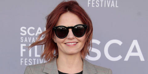 Actress Jennifer Morrison was seen wearing Cutler and Gross Sun 0734 B Black sunglasses with brown lenses at the 20th Anniversary SCAD Savannah Film Festival. Shop online now on Pretavoir