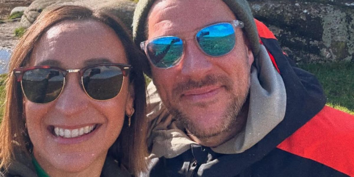 Track and field athlete Jessica Ennis-Hill was seen wearing tortoiseshell Ray-Ban Clubmaster Classic 3016 W0366 half-rim sunglasses in her Instagram post, October 2024. Shop online now on Pretavoir