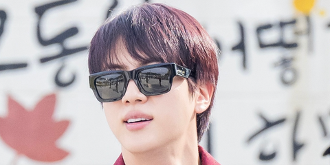 South Korean singer Jin of K Pop group BTS was seen wearing black Gucci GG1668S 001 sunglasses at the Gucci Spring/Summer 2025 fashion show during Milan Fashion Week. Shop online now on Pretavoir