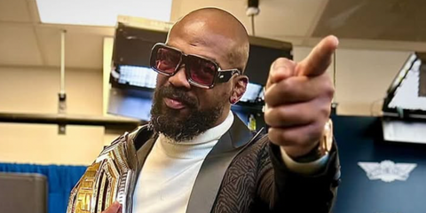 The youngest champion in UFC history Jon Jones was seen wearing black Loewe x Paula's Ibiza LW40064U 01Y sunglasses with red lenses in his Instagram post, January 2025. Shop online now on Pretavoir