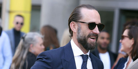 British actor Joseph Fiennes was seen wearing tortoiseshell Persol 3092SM 9015/31 round sunglasses at The King's Trust and TKMaxx & Homesense Awards 2025 in London. Shop online now on Pretavoir