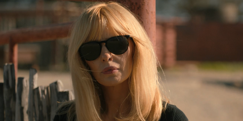 Kelly Reilly was seen wearing tortoiseshell Ray-Ban Erika 4171 710/71 sunglasses with green lenses in Dutton Ranch, episode 9