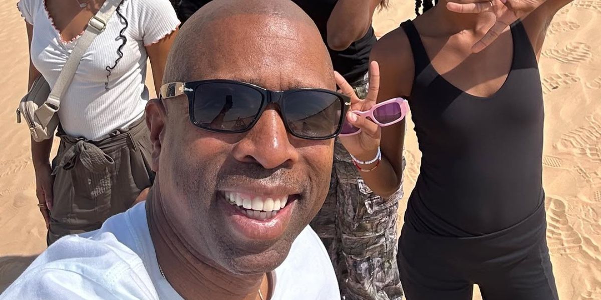 Kenny Smith was seen wearing black Persol 2803S 95/58 rectangular sunglasses during his family holiday in Abu Dhabi