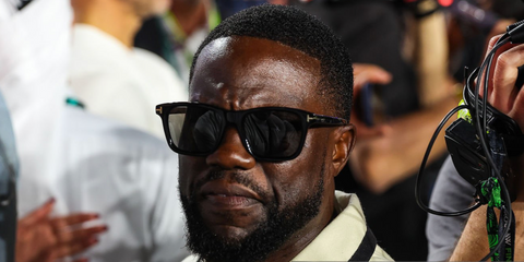 Kevin Hart was seen wearing black Tom Ford Barron TF1179 01D Polarised sunglasses at the F1 Grand Prix of Qatar 2025.