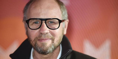 French actor Laurent Bateau was seen wearing Cutler and Gross 0822 Black optical glasses. Shop online now on Pretavoir